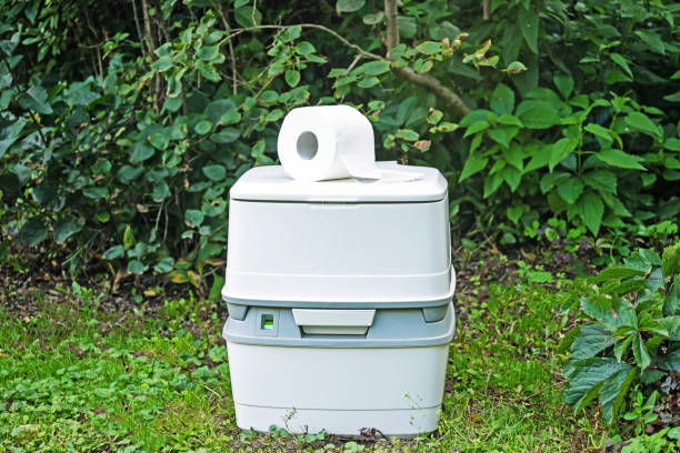 Best Porta potty delivery and setup  in Orland Park, IL